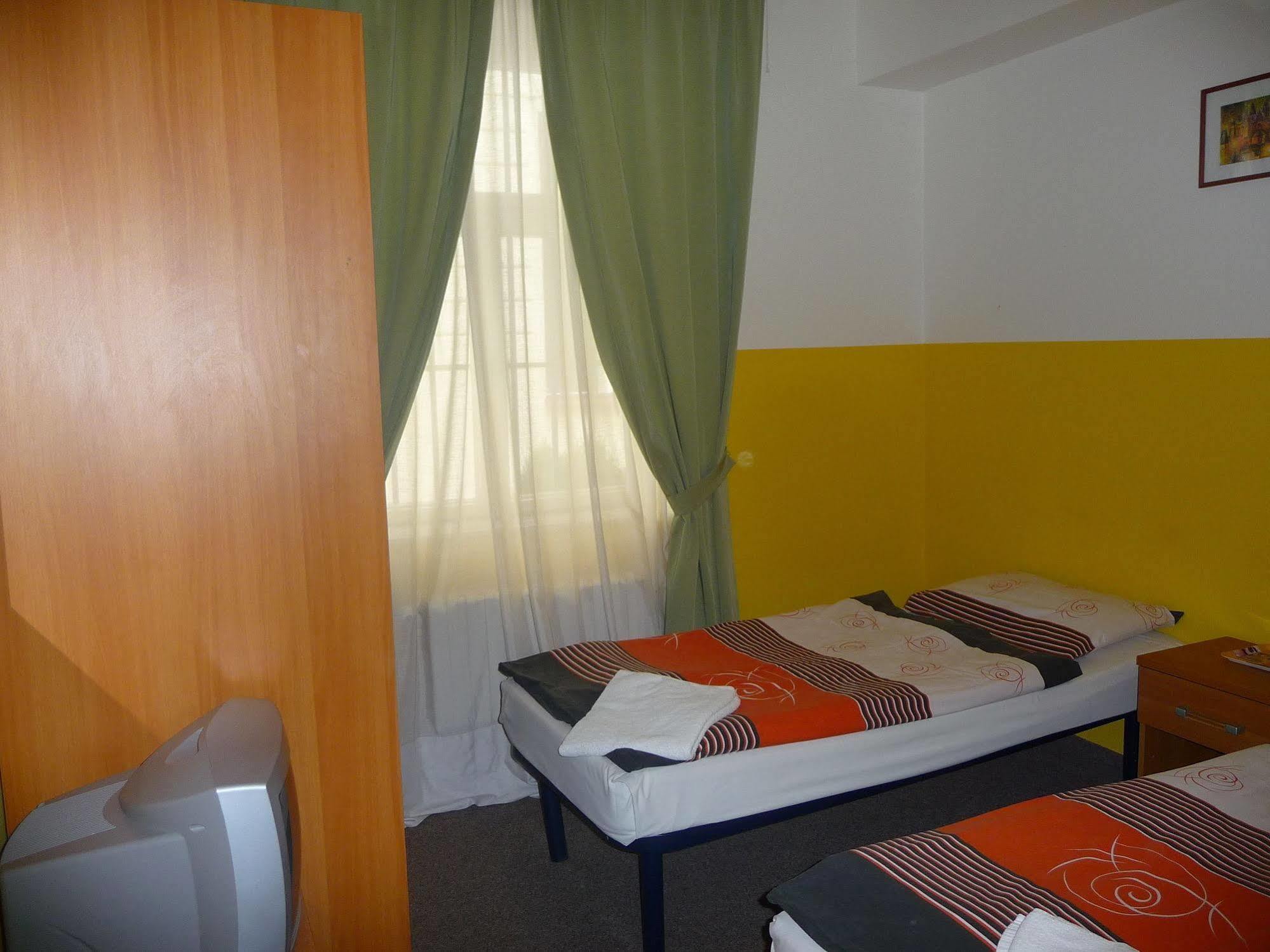 Pension City Center Prague Ngoại thất bức ảnh